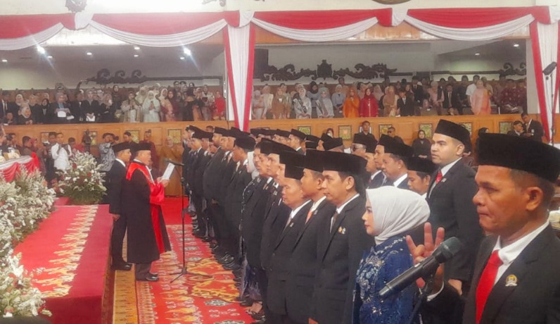 M Hafiz Fattah Ditunjuk Sebagai Ketua Sementara DPRD Provinsi Jambi