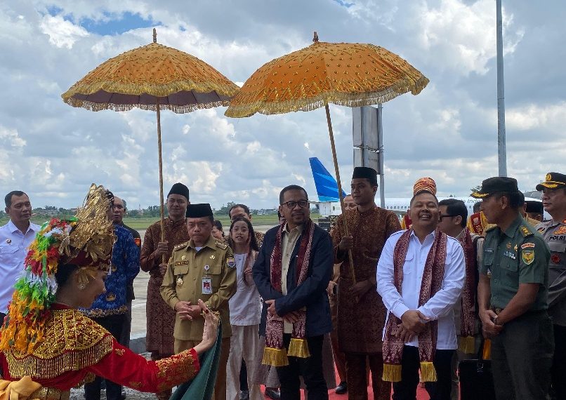 Gubernur Al Haris Sambut Wakil KSP M. Qodari, Diagendakan Kunjungi Sekolah Rakyat dan Lokasi Kebakaran di Jambi