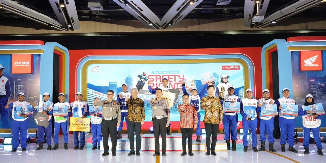 Edukasi Berkendara Jadi Prioritas, Para Jagoan Safety Riding Honda Diuji Keahliannya