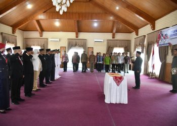 Sekda Tanjab Timur Lantik Pejabat Administrator, Pengawas, dan Fungsional Tertentu