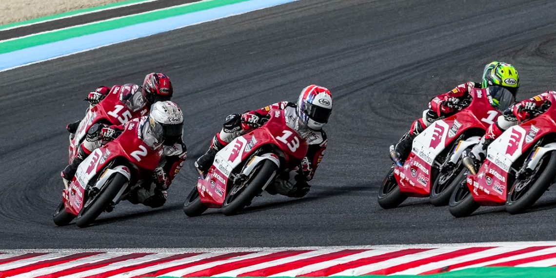 Tembus Top 3 Klasemen, Pebalap Astra Honda Tampil Kencang di IATC Motegi