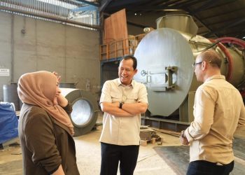 Bupati Muaro Jambi BBS Mengujungi PT Cahaya Mas Cemerlang dalam Memaparkan Teknologi Incinerator Domestik, Alat Pengolahan Sampah Rumah Tangga dan Pasar