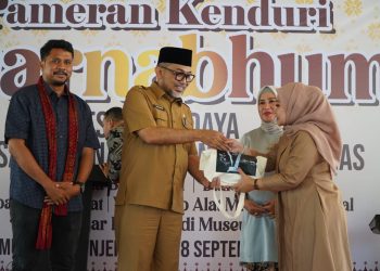 Sekda Sudirman Buka Pameran Kenduri Swarnabhumi, Angkat Filosofi Batik dan Songket sebagai Manuskrip Peradaban