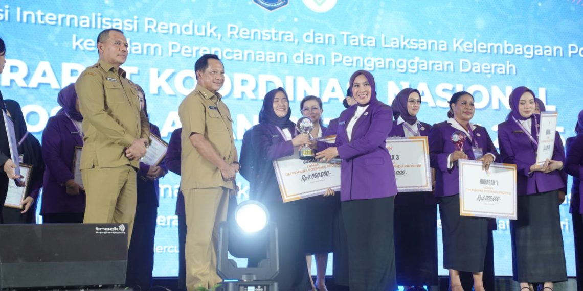 Hj. Hesti Haris Harumkan Provinsi Jambi pada Lomba TP Posyandu Nasional