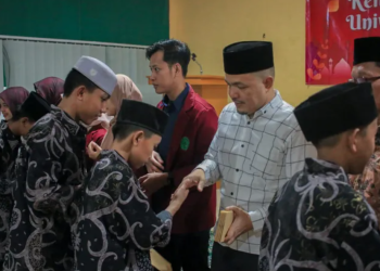 UM Jambi Gelar Buka Puasa Bersama, Santuni Anak Panti dan Warga Sekitar