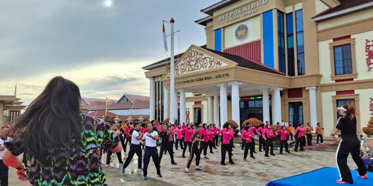 Wujudkan Sinergitas dan Solidaritas Dalam Rangka HUT ke-75, Ditpolairud Polda Jambi Gelar Olahraga Bersama Instansi Maritim