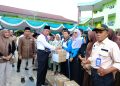 Wagub Sani Salurkan 503 Paket Bantuan Dumisake Pendidikan di Tanjung Jabung Barat